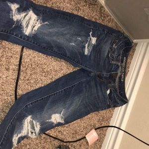 Holy skinny American eagle jeans size 00